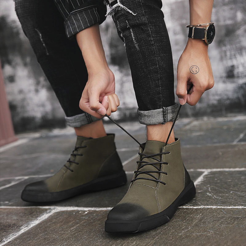 Elias™ Retro Leather Boots