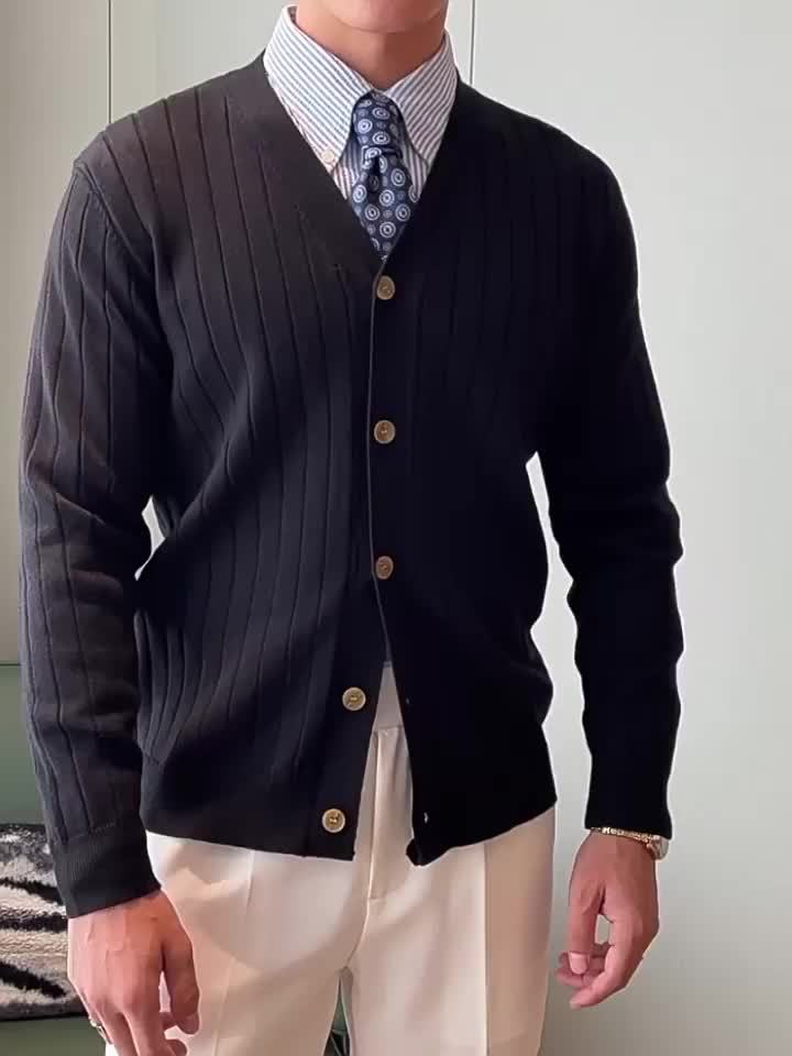 Kian™ | Knotted V-Neck Vest