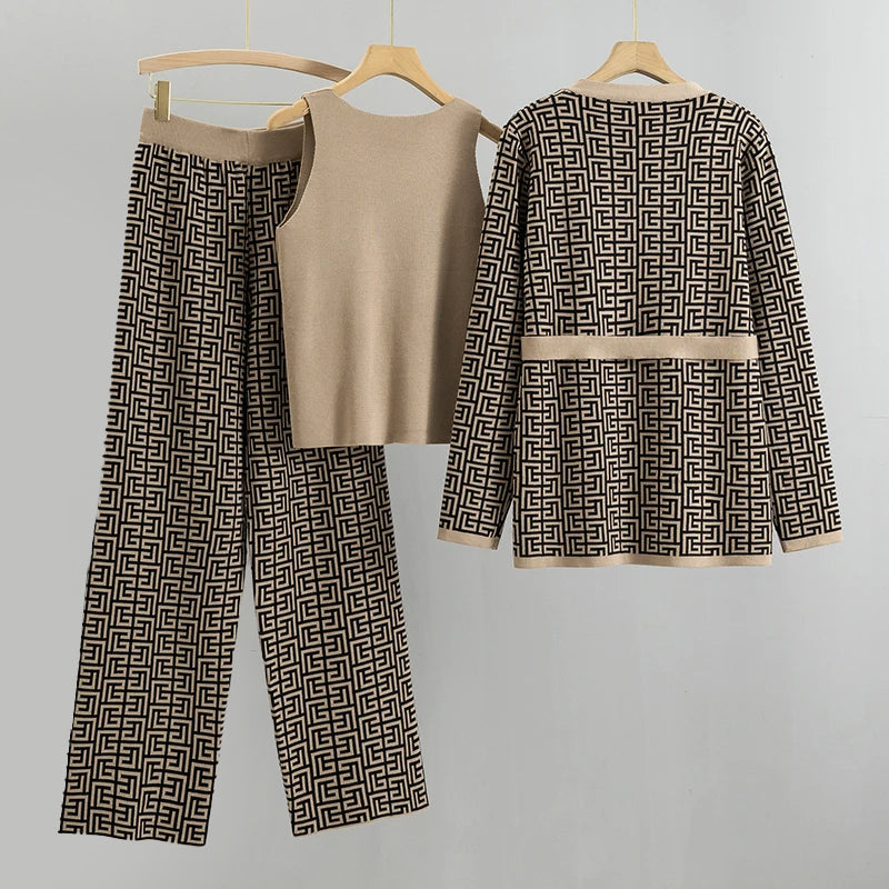 Alice™ | Premium Knit Set