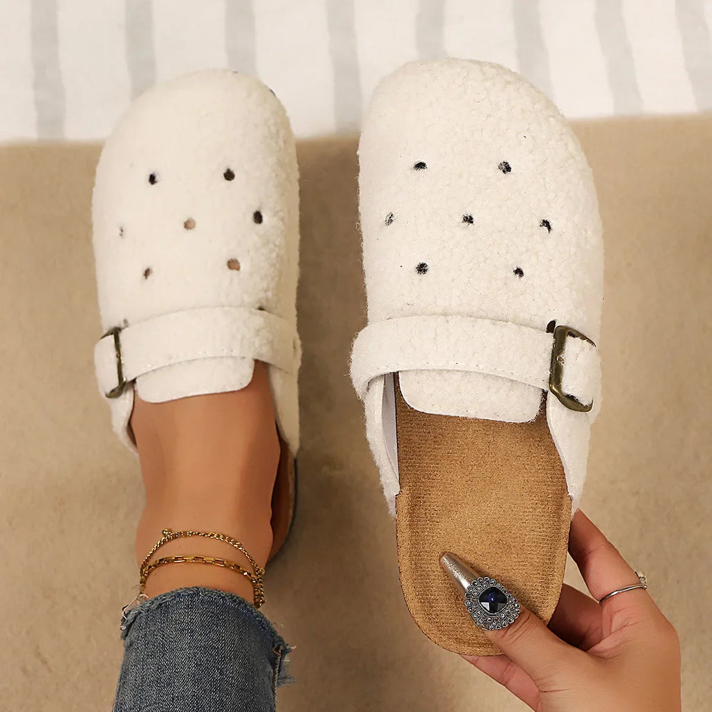 Aurelia™ Fleece Clogs