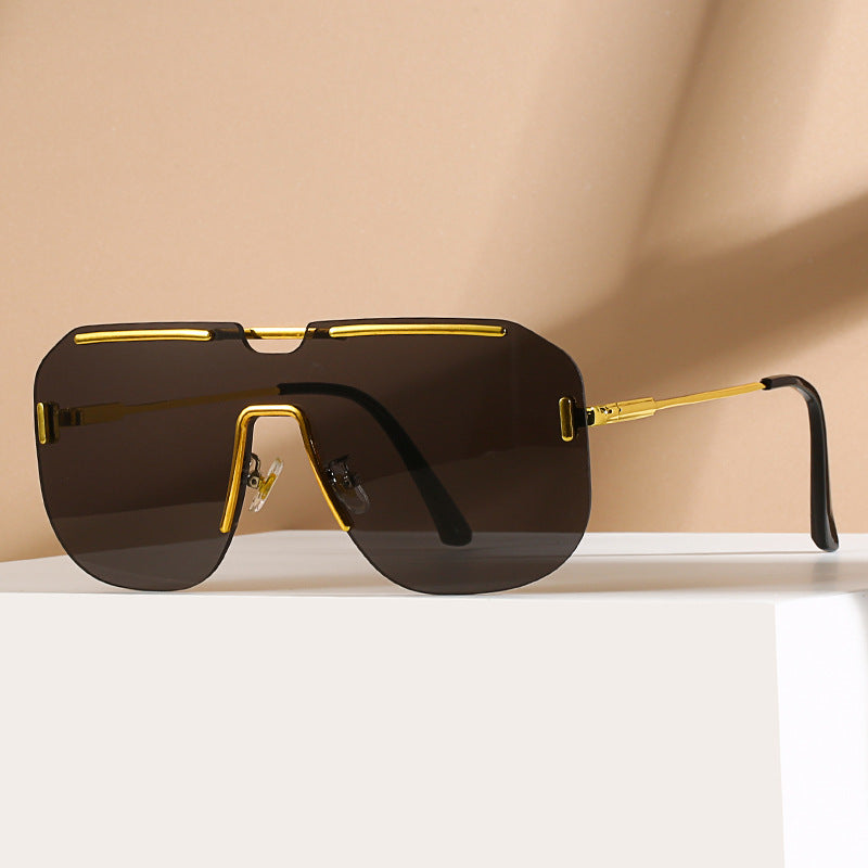 Liora™ Bold Sunglasses