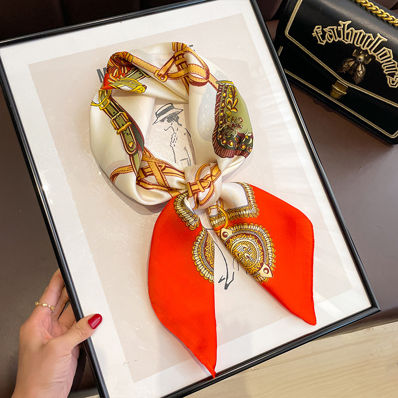 Fiona™ | Luxurious Silk Foulard