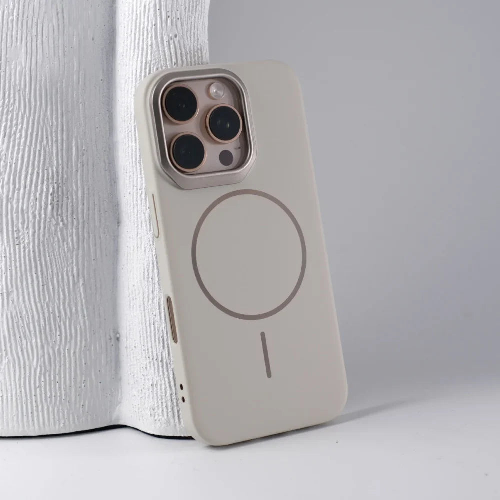 AeroShield MagSafe Matte Case