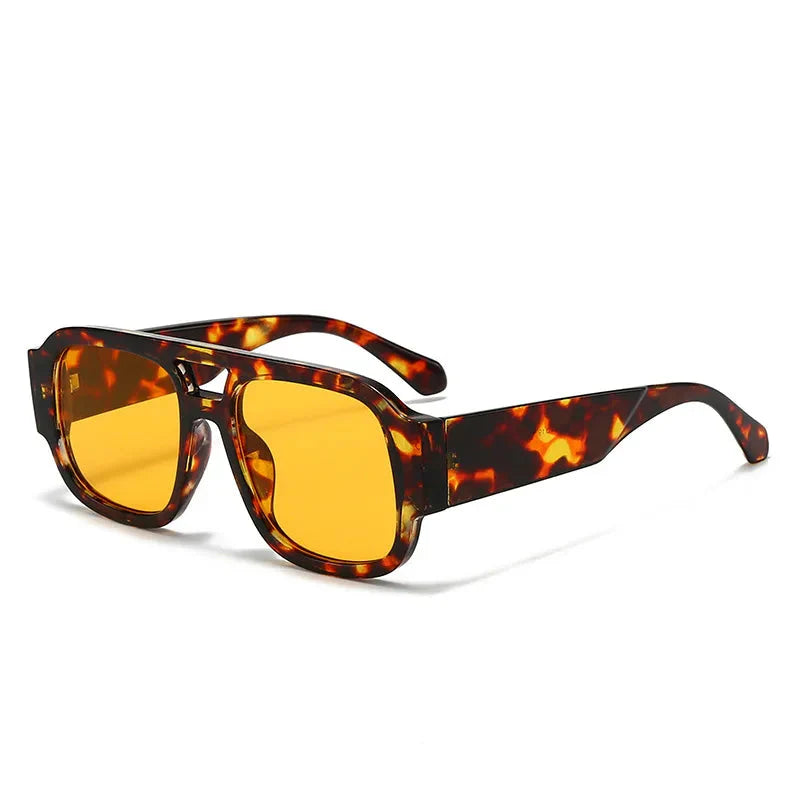 Riverton Oversized Sunnies
