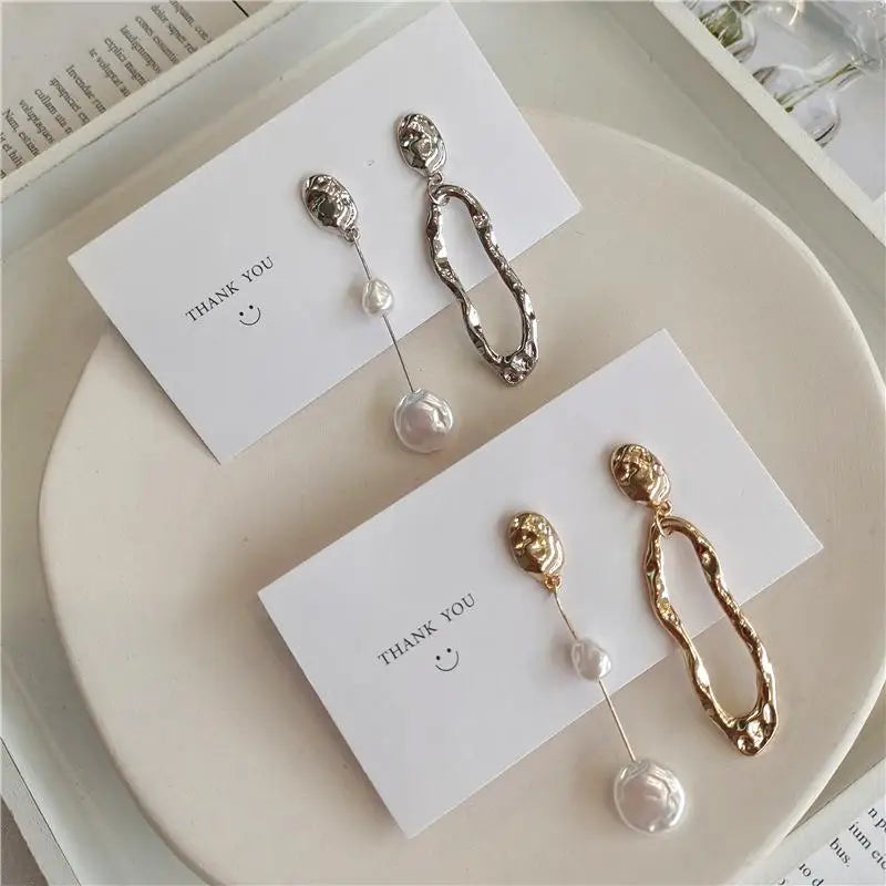 Amara Pearl Earrings
