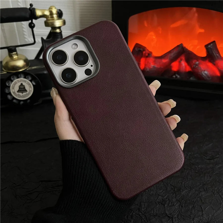 Vantage Leather Button Case