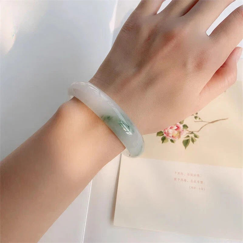 Liora Jade Bangle