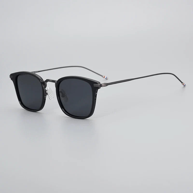 Theo Classic Polarized Sunglasses