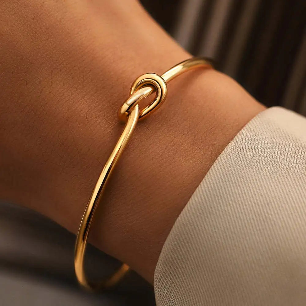 Alessa Gold Cuff