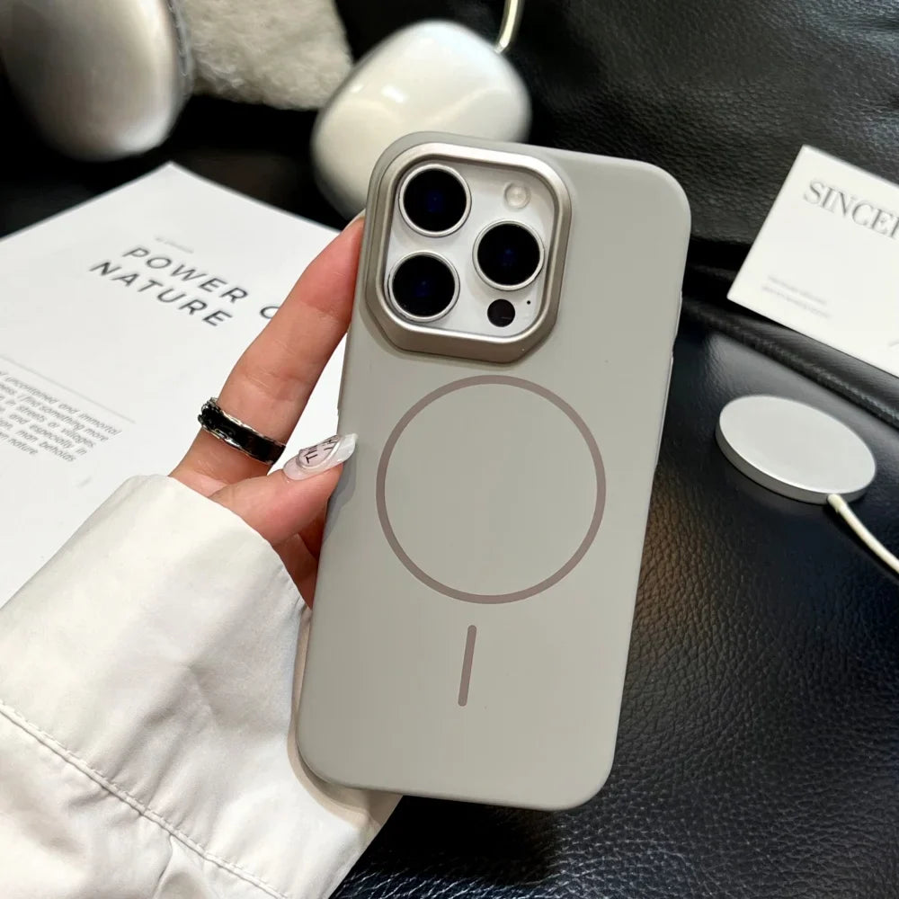 AeroShield MagSafe Matte Case