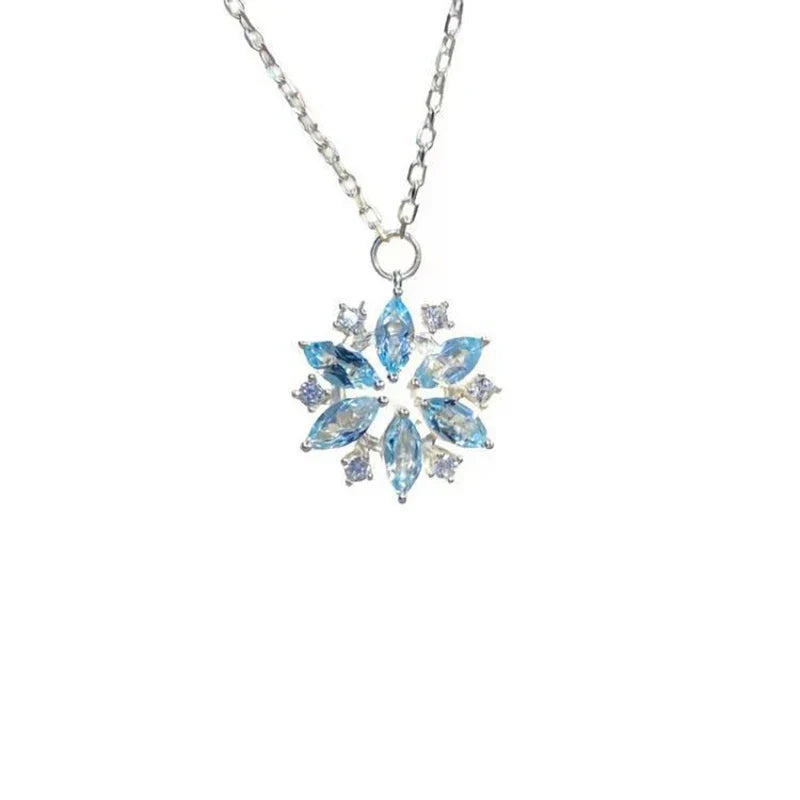 Arwen Zircon Snow Necklace