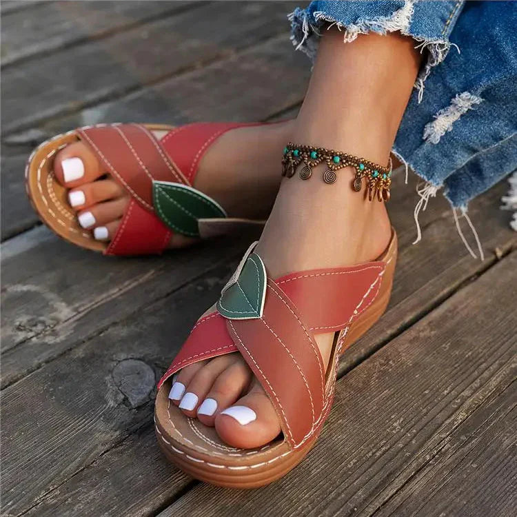 Naomi™ Modern Sandals