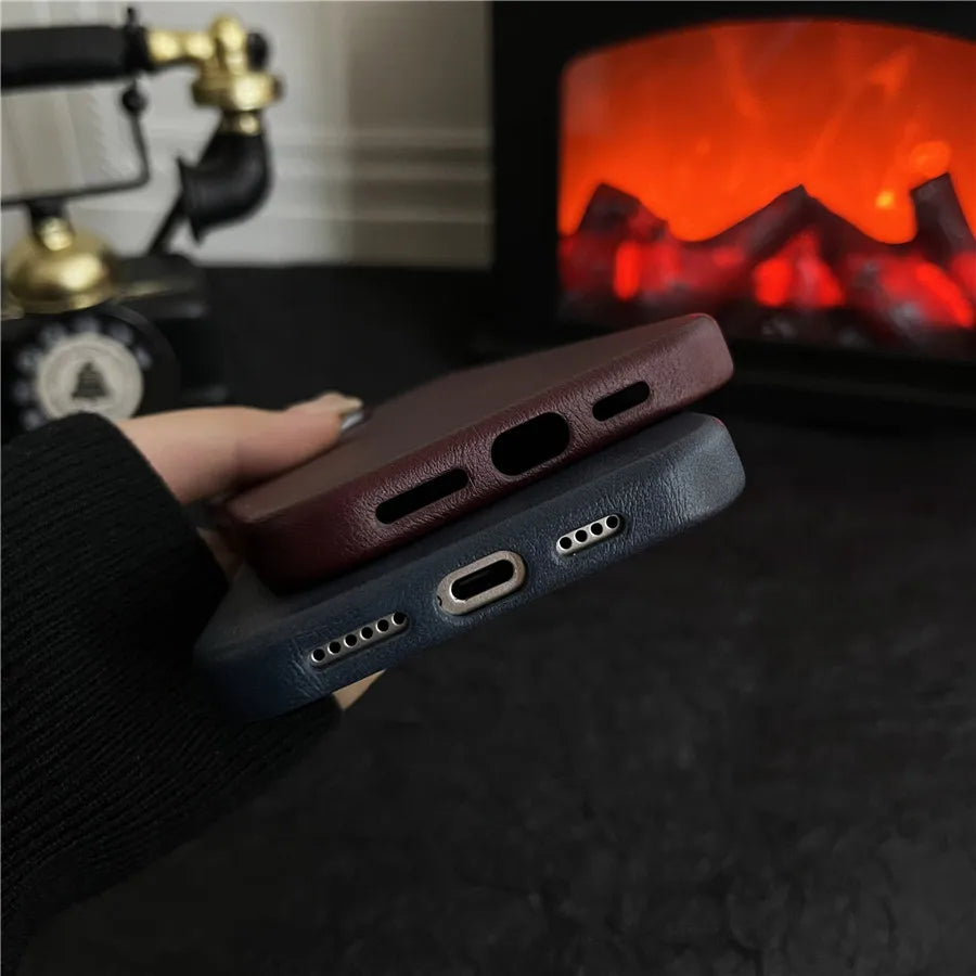 Vantage Leather Button Case