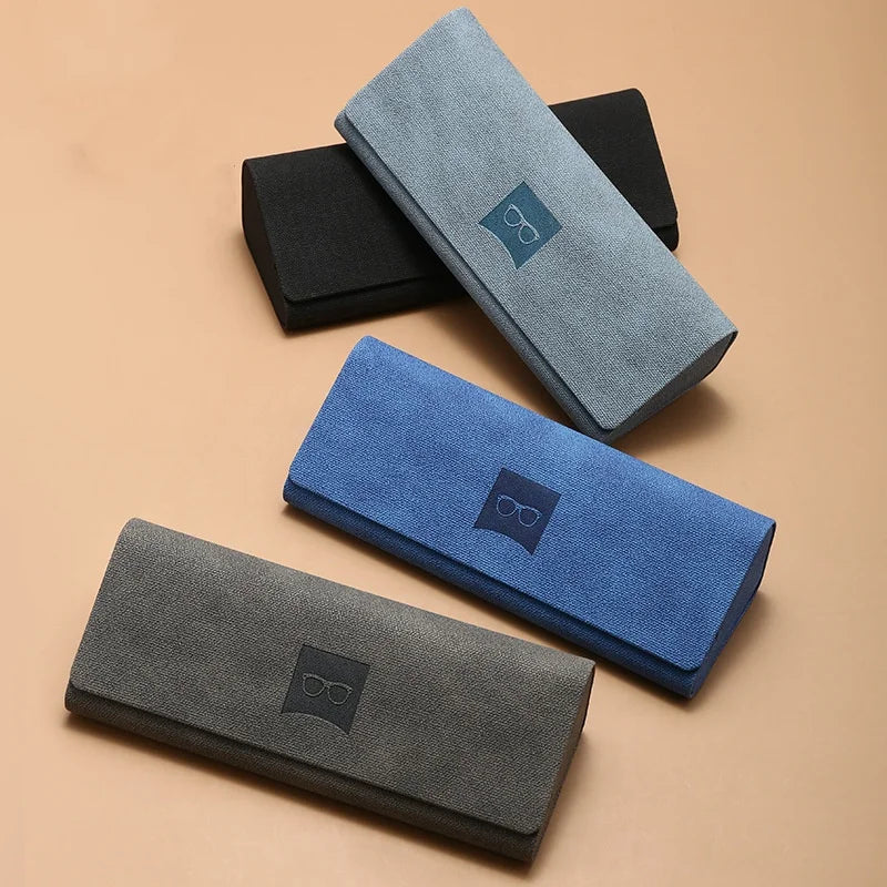 Rhett Triangle Glasses Case