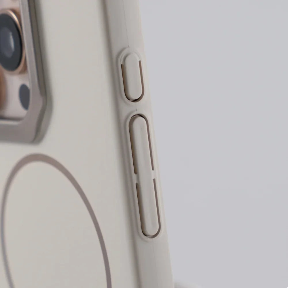 AeroShield MagSafe Matte Case