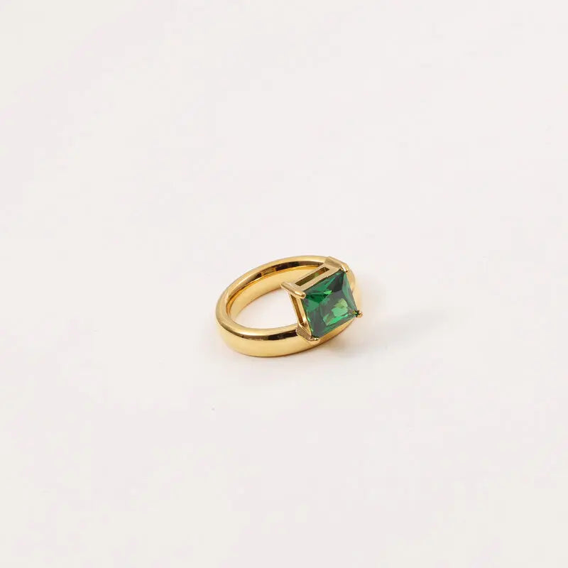 Alaia™ | Premium Emerald Ring