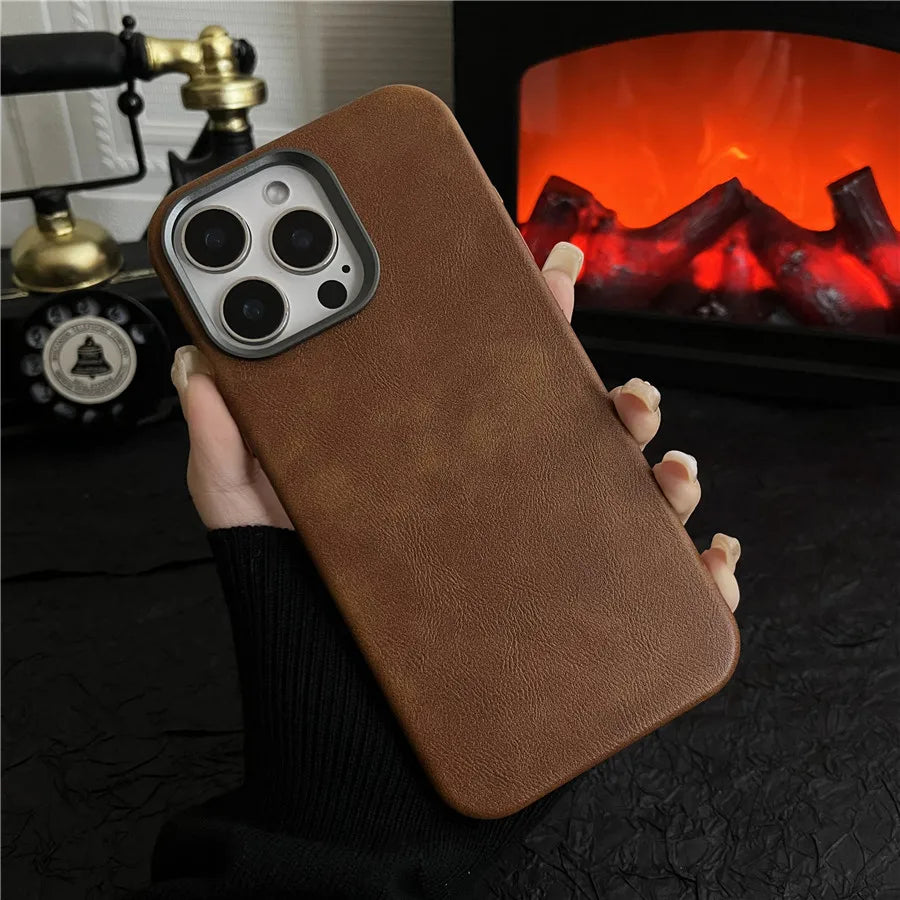 Vantage Leather Button Case