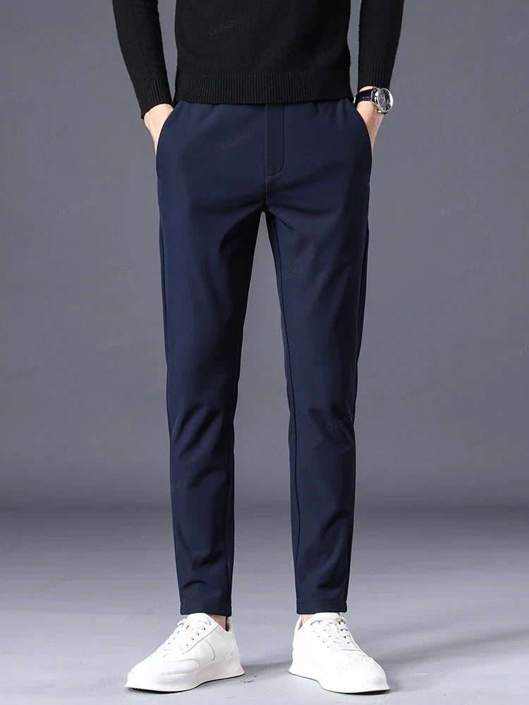 Noam Classic Fit Pant