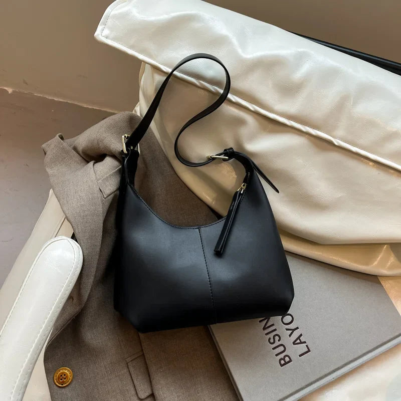 Amara Retro Shoulder Bag