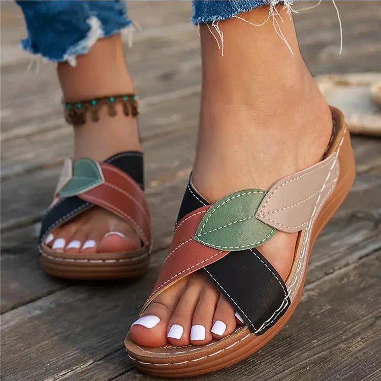 Naomi™ Modern Sandals