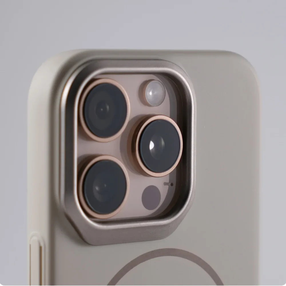 AeroShield MagSafe Matte Case