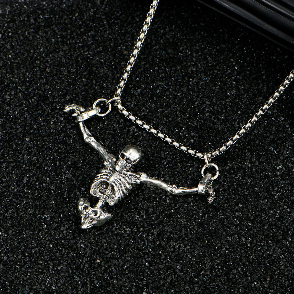 Skeleton Remains Duskfall Chain