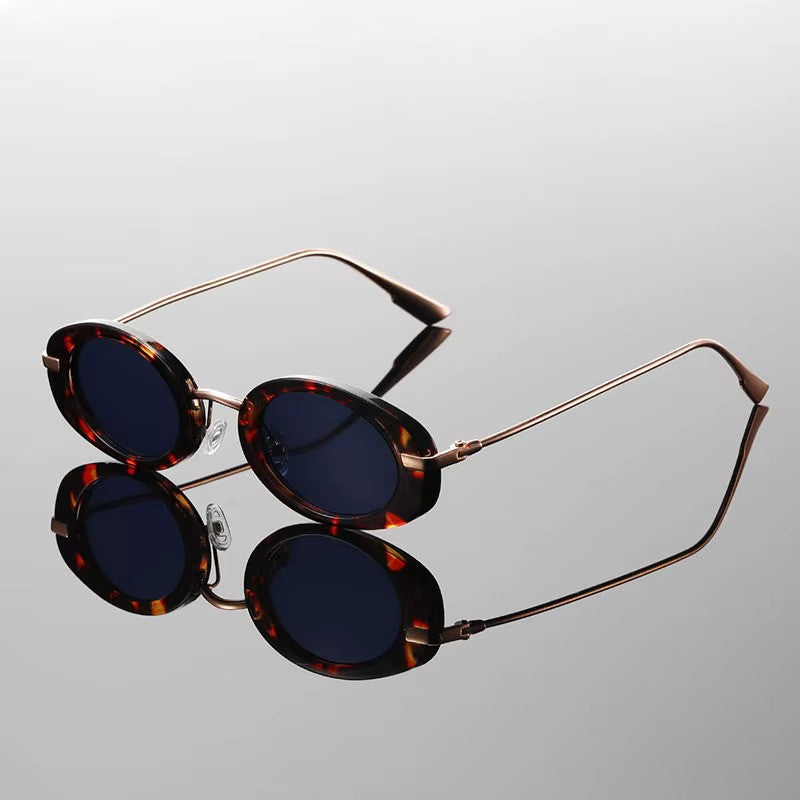 Avery Retro Oval Sunnies